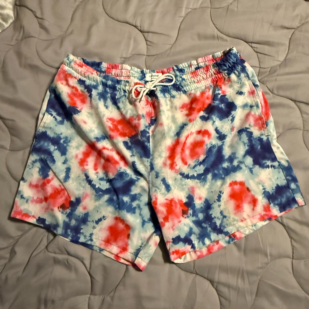 Crown & Ivy Men’s Red, White & Blue Tie-Dye swimsuit